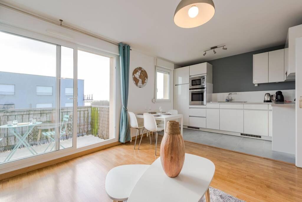 Crystal Apartment Disneyland Bmyguest Montévrain Buitenkant foto