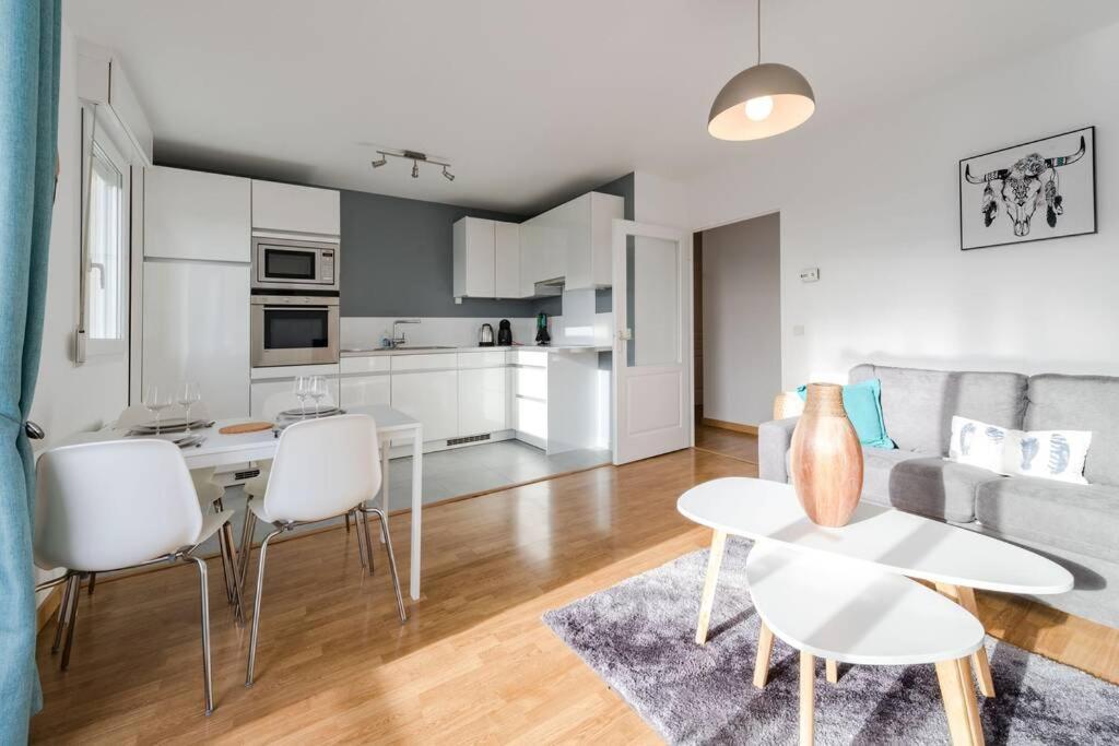 Crystal Apartment Disneyland Bmyguest Montévrain Buitenkant foto